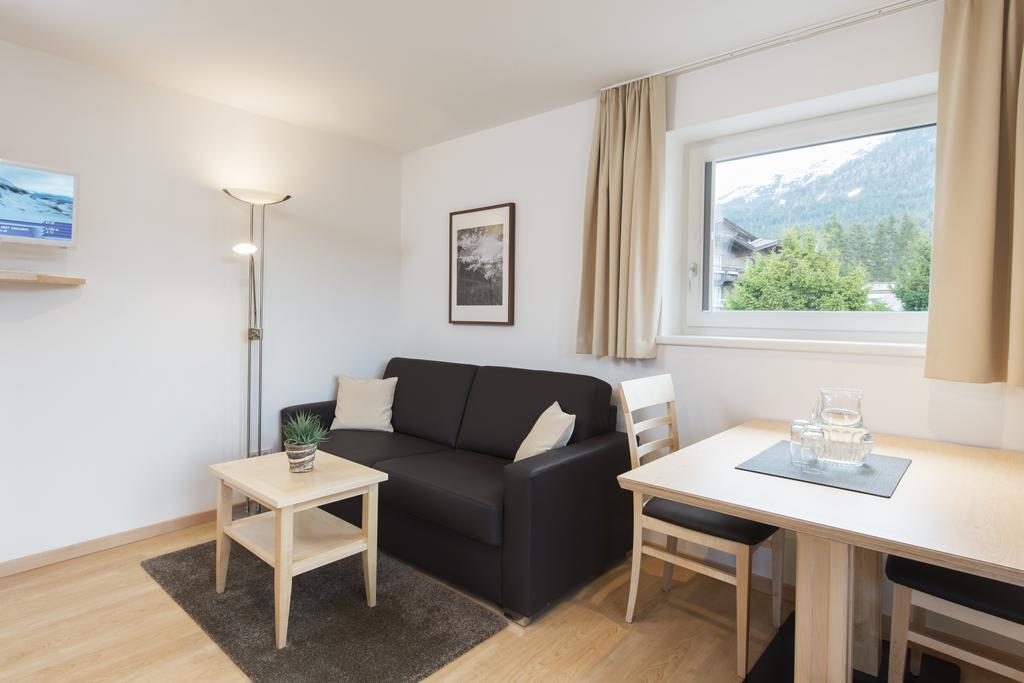 Apartment Paula Seefeld in Tirol Ruang foto