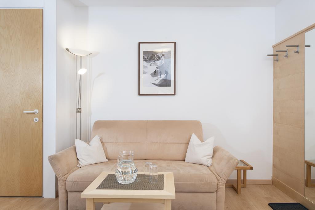 Apartment Paula Seefeld in Tirol Ruang foto